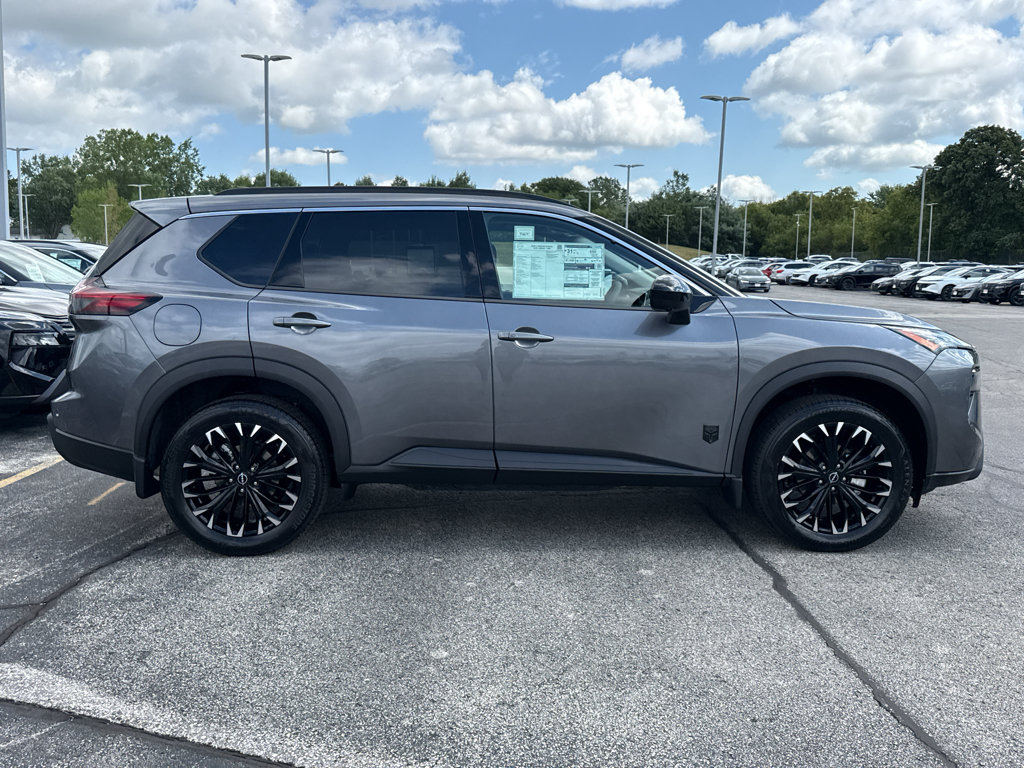 New 2026 Nissan Rogue Dark Armor AWD/4WD image 4