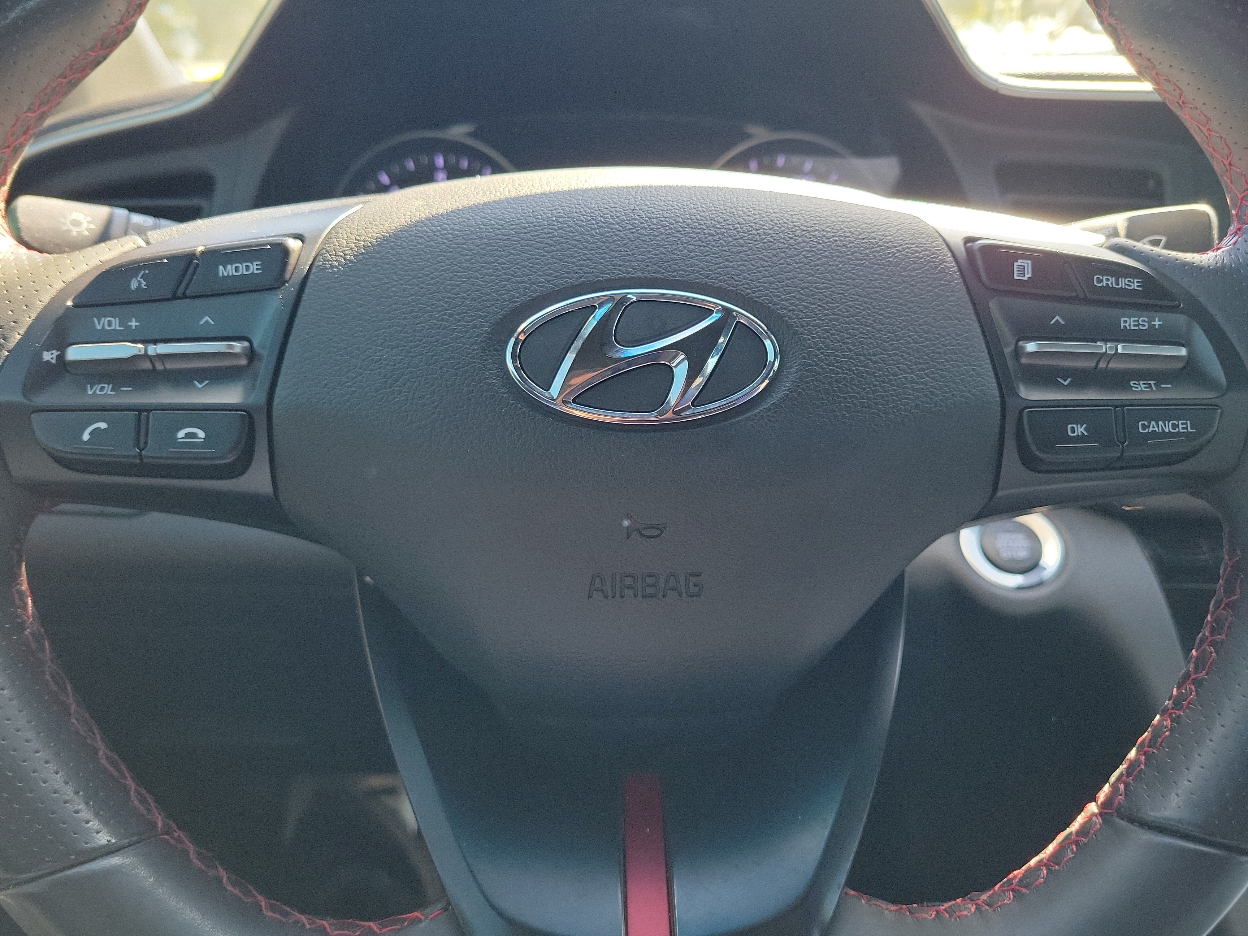 Used 2020 Hyundai Elantra Sport w/ Cargo Package (C1) FWD image 29