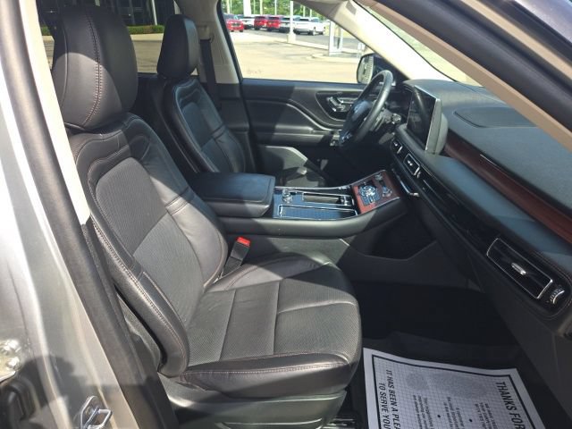 Certified 2023 Lincoln Aviator Reserve w/ Jet Package AWD/4WD image 28