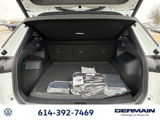 New 2026 Volkswagen Tiguan SEL R-Line image 16