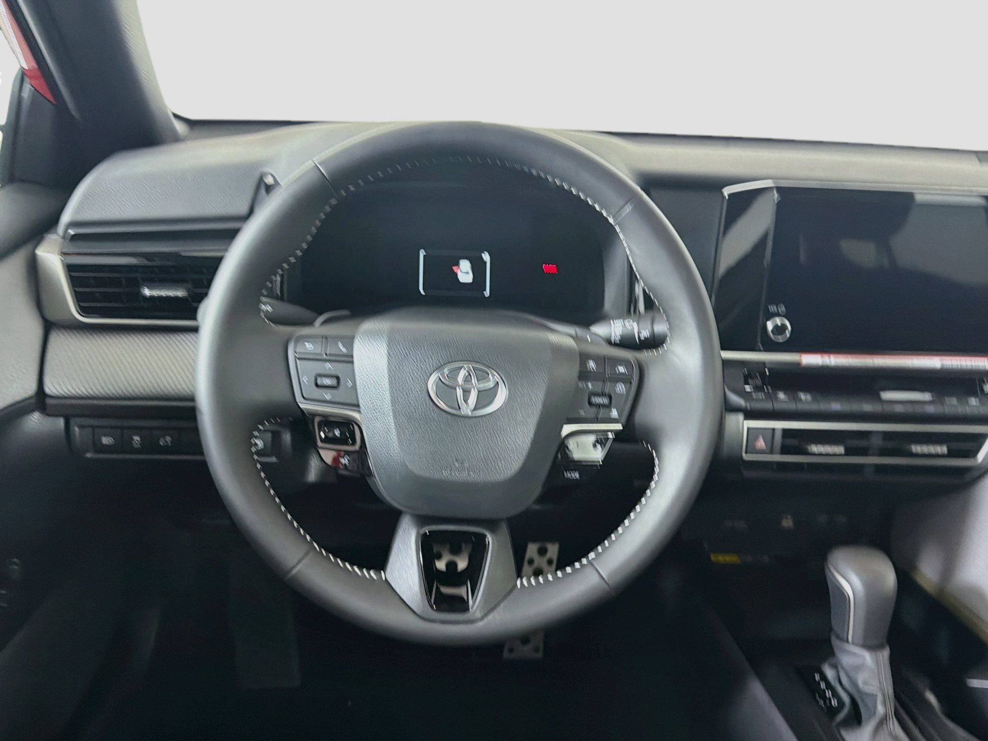 Used 2026 Toyota Camry SE w/ Convenience Package FWD image 17