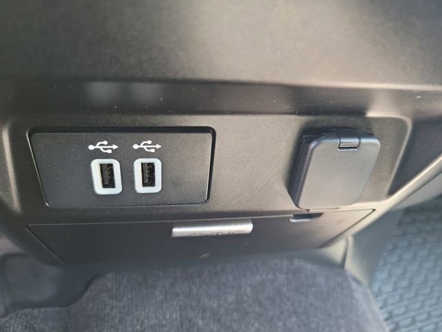 Used 2016 Ford F150 XLT w/ Equipment Group 302A Luxury image 25