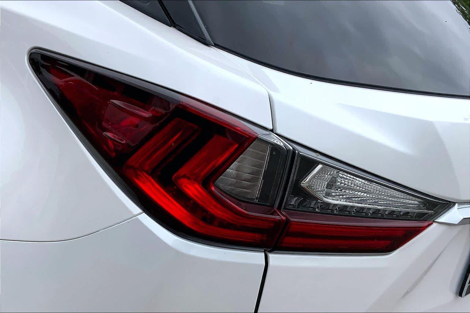 Used 2019 Lexus RX 350 FWD w/ Navigation Package image 28