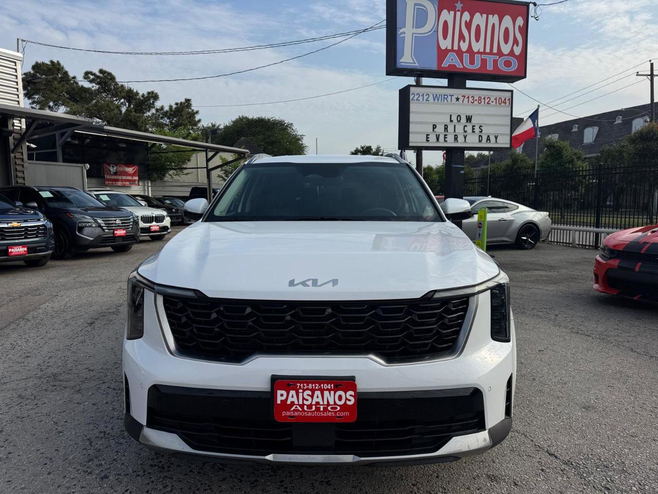 Used 2024 Kia Sorento S FWD image 3