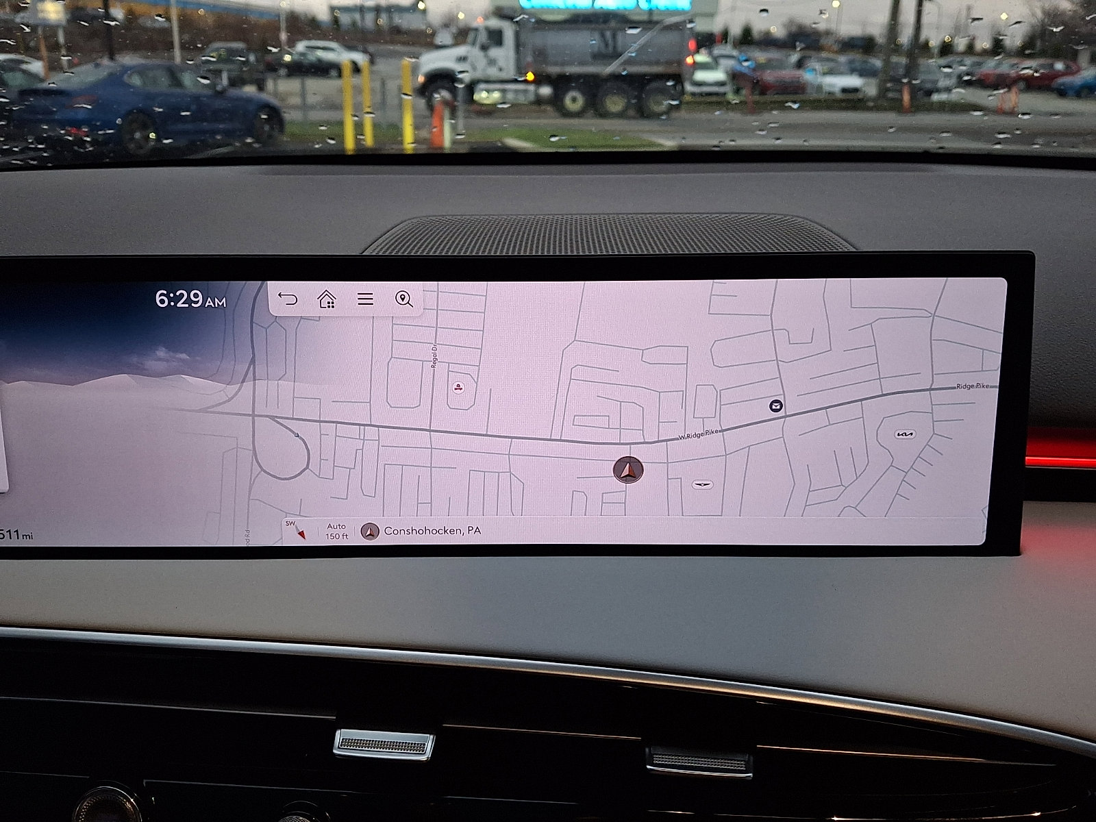 Used 2026 Genesis GV70 2.5T Advanced image 17