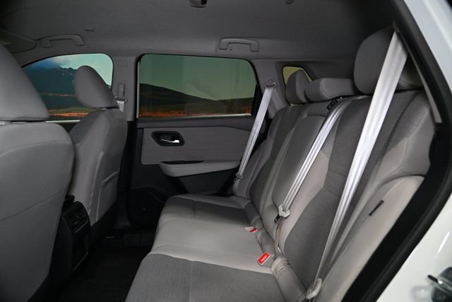 Used 2023 Nissan Rogue SV FWD image 45