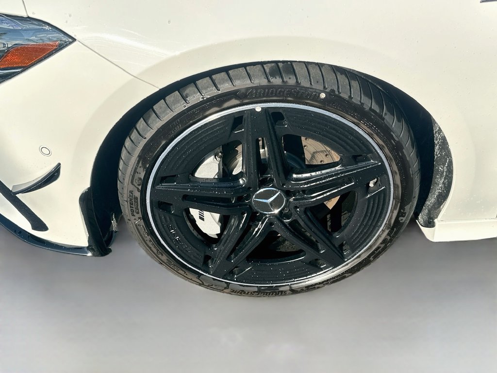 Used 2025 Mercedes-Benz CLA 35 AMG 4MATIC image 32