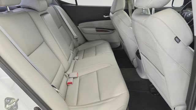 Used 2015 Acura TLX V6 FWD image 25