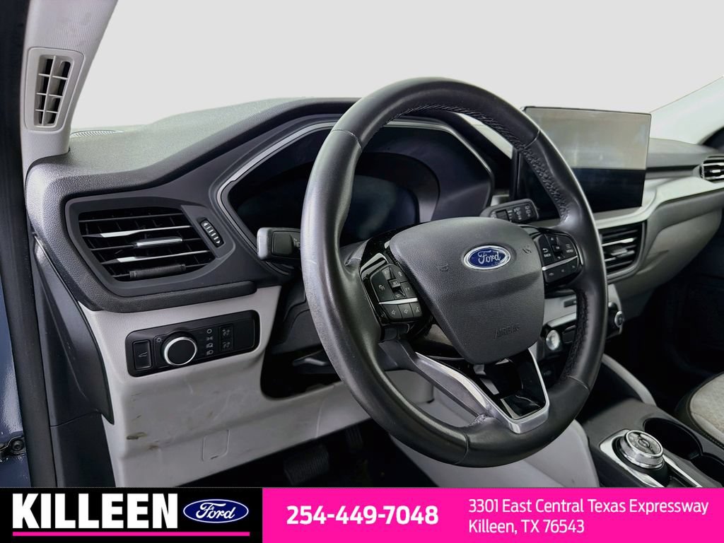 Used 2023 Ford Escape Active w/ Tech Pack #2 FWD image 11