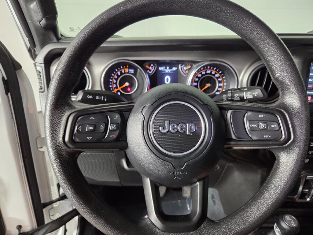 Used 2022 Jeep Wrangler Unlimited Sport AWD/4WD image 17