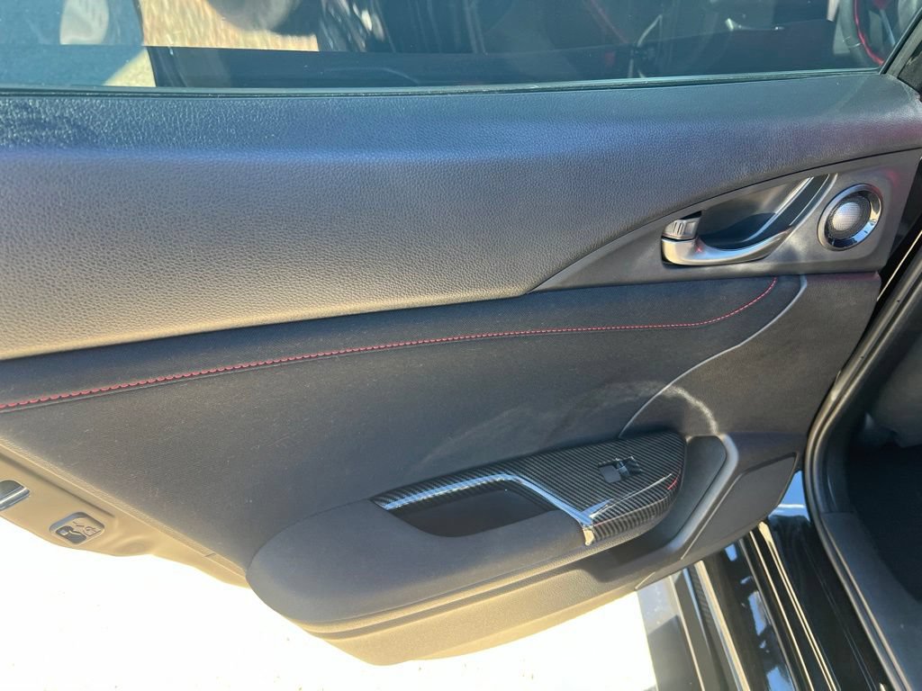 Used 2018 Honda Civic Type R image 10