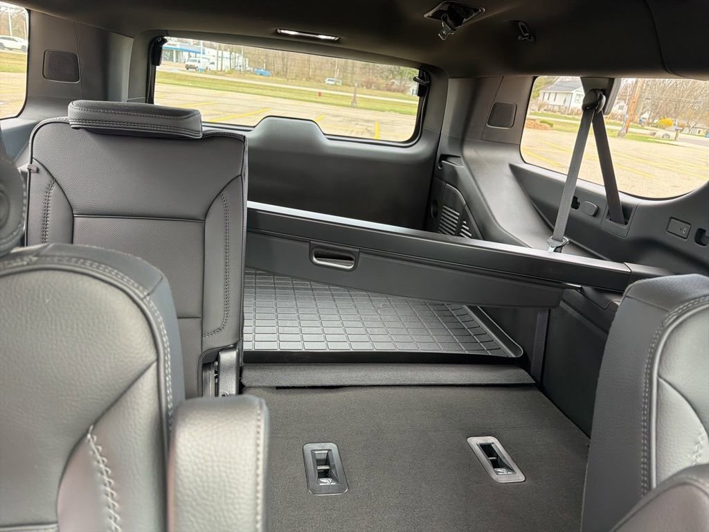 Used 2023 GMC Yukon XL Denali image 20