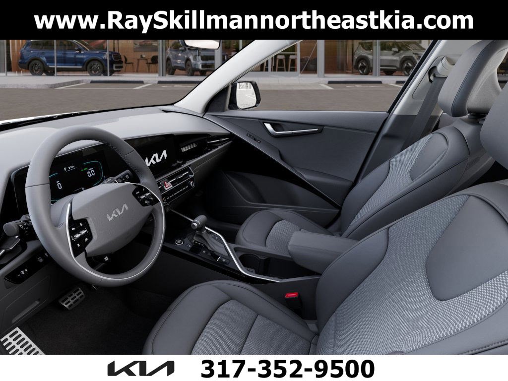 New 2025 Kia Niro EX Touring image 17