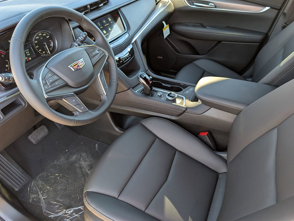 New 2026 Cadillac XT5 Luxury AWD/4WD image 8