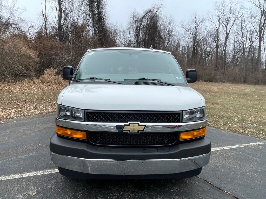 Certified 2024 Chevrolet Express 2500 w/ Driver Convenience Package image 8
