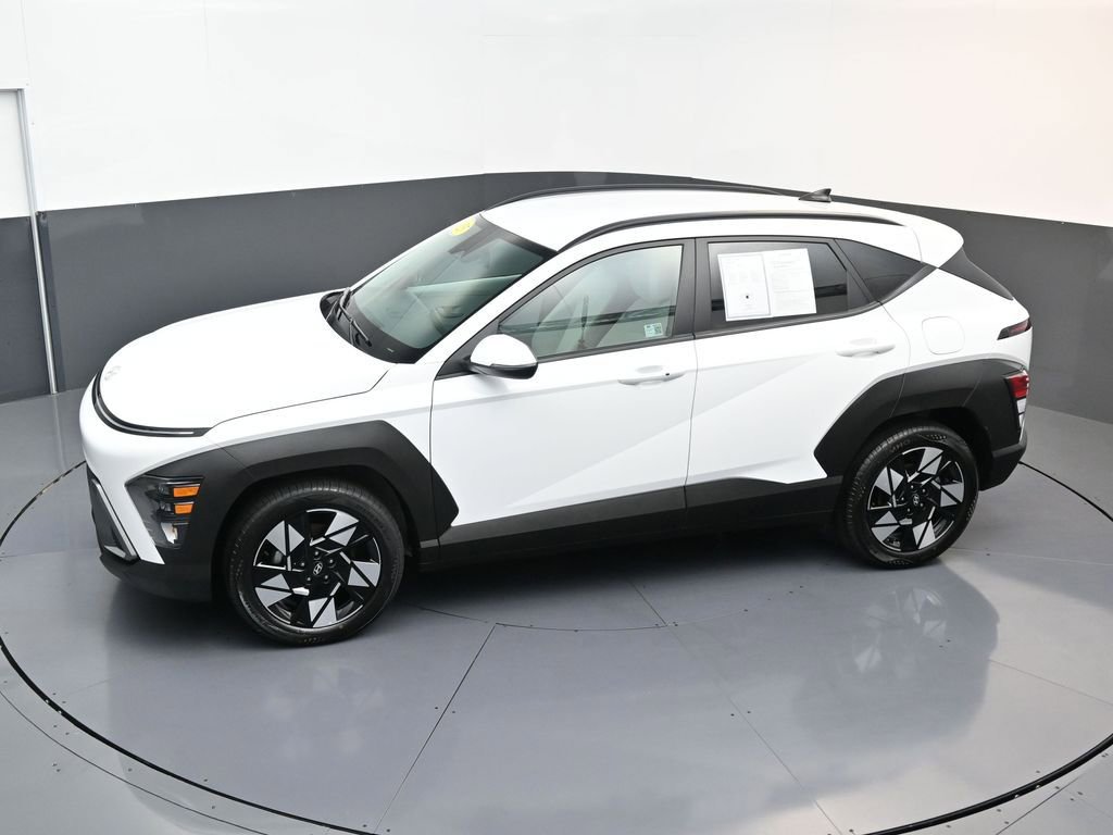 Certified 2025 Hyundai Kona SEL FWD image 19