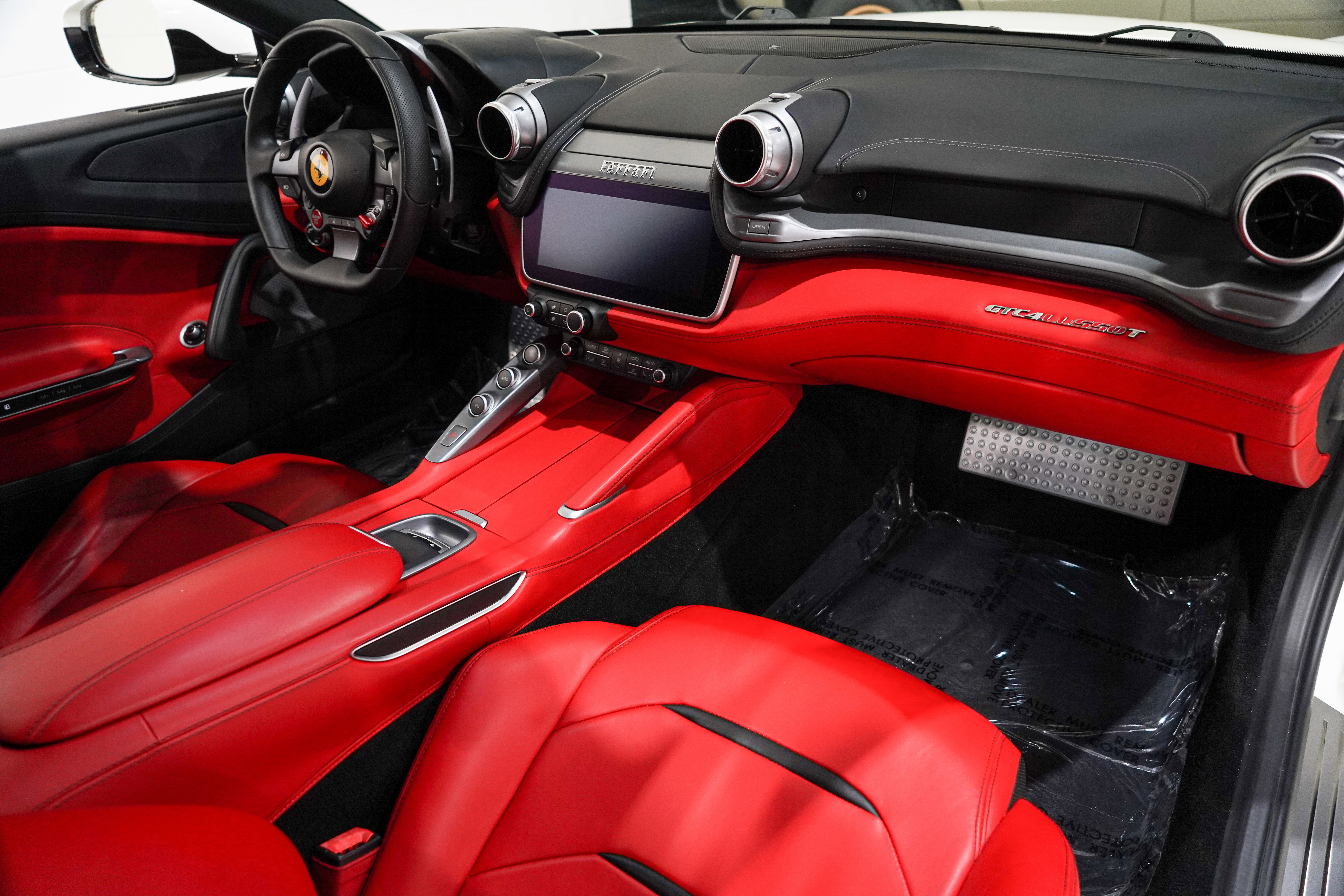 Used 2018 Ferrari GTC4Lusso T RWD image 15