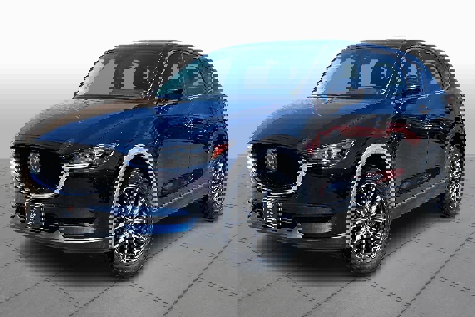 Used 2018 MAZDA CX-5 Touring image 35