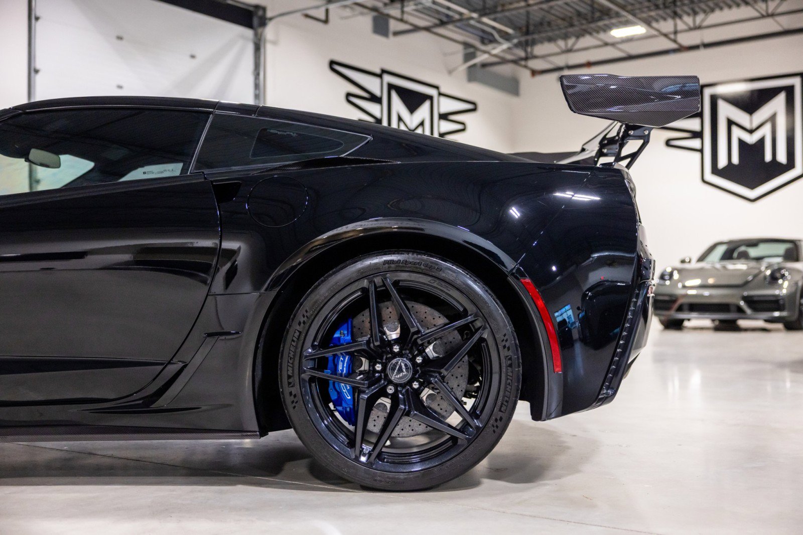 Used 2019 Chevrolet Corvette ZR1 RWD image 17