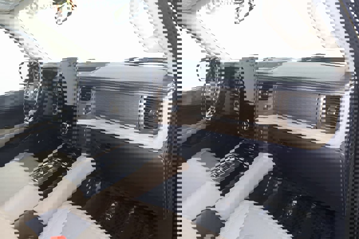 Used 2022 Ford Expedition Limited image 43