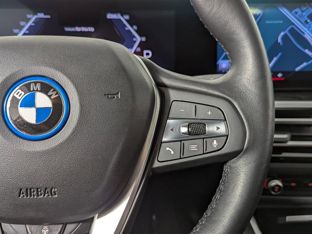 Certified 2023 BMW i4 eDrive35 w/ Premium Package RWD image 38