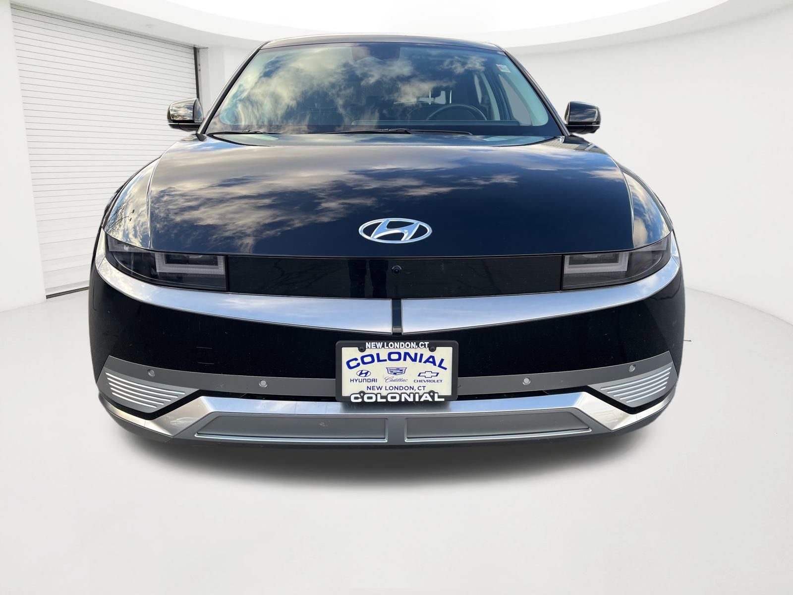 Used 2024 Hyundai Ioniq 5 Limited AWD/4WD image 8