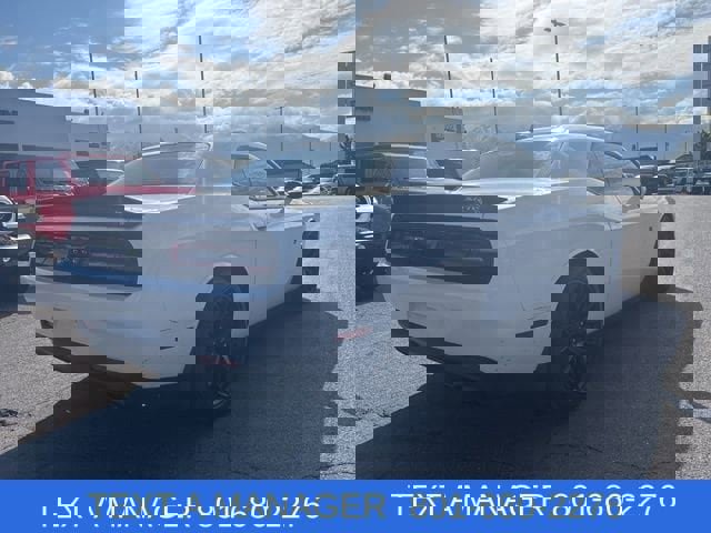 Used 2015 Dodge Challenger SRT Hellcat RWD image 10