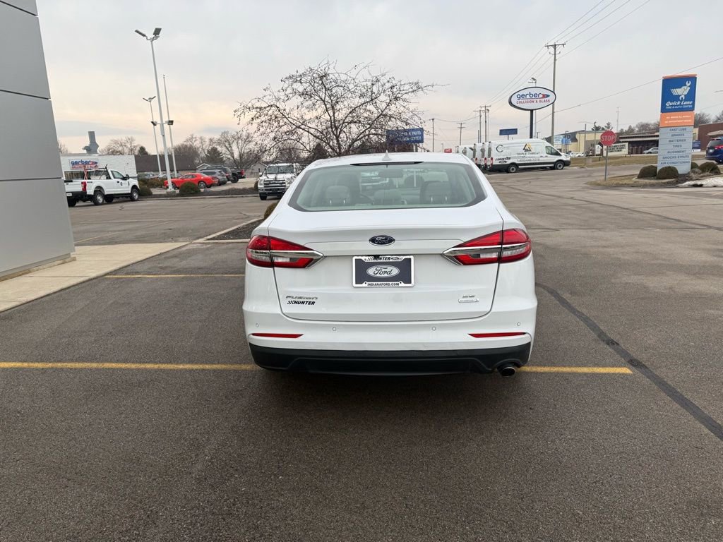 Used 2020 Ford Fusion SE image 7