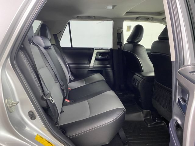 Certified 2018 Toyota 4Runner SR5 Premium AWD/4WD image 9