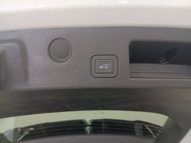 New 2026 GMC Terrain Elevation w/ Elevation Premium Package image 15
