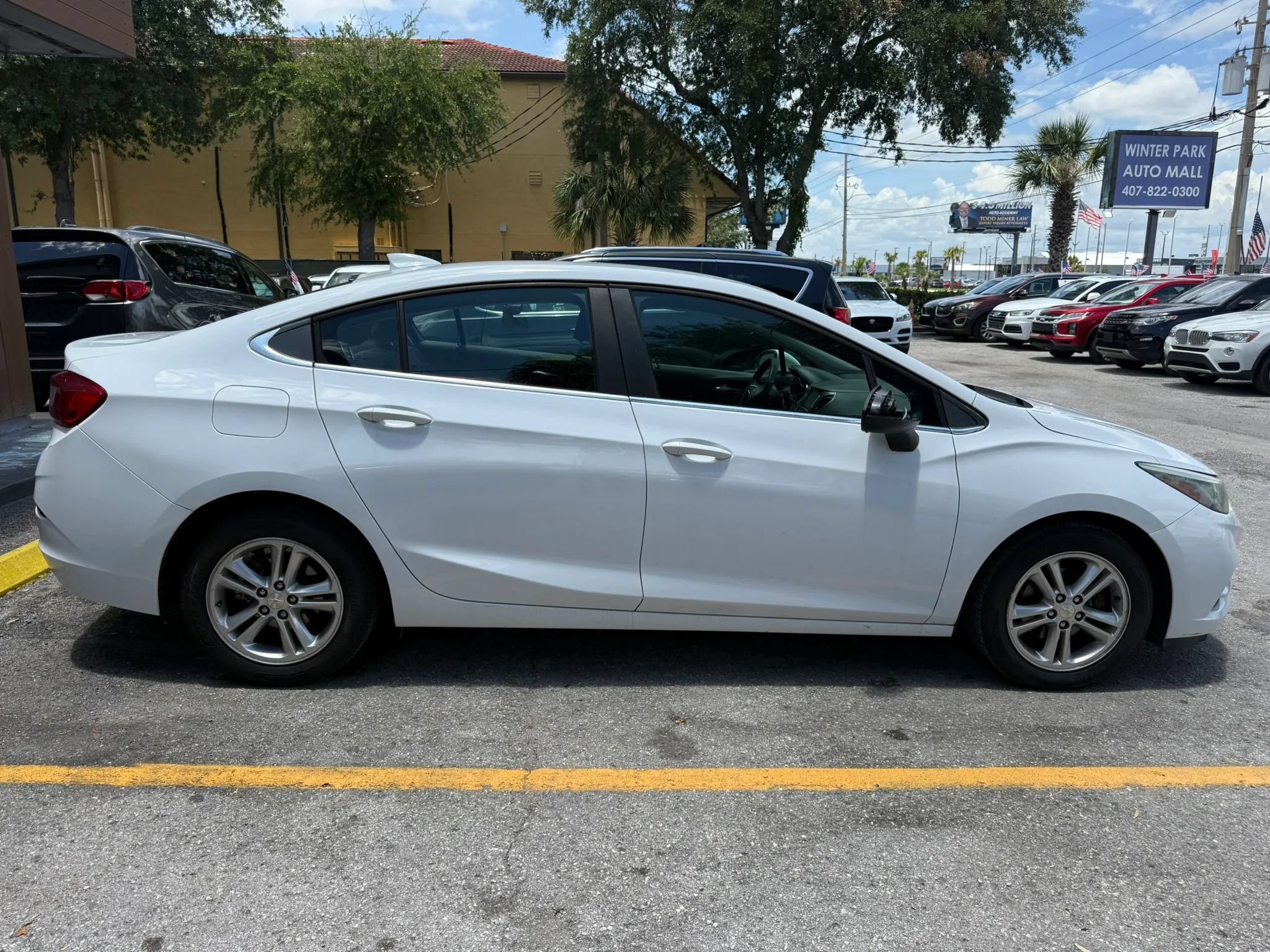Used 2018 Chevrolet Cruze LT w/ LT Fleet Convenience Package FWD image 5