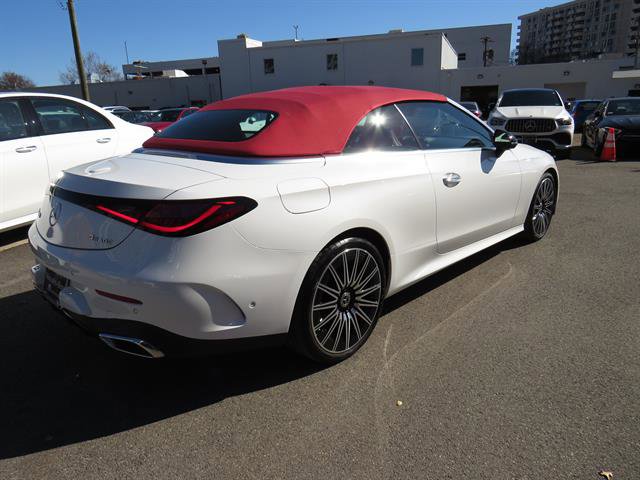 Used 2024 Mercedes-Benz CLE 450 4MATIC Cabriolet image 4