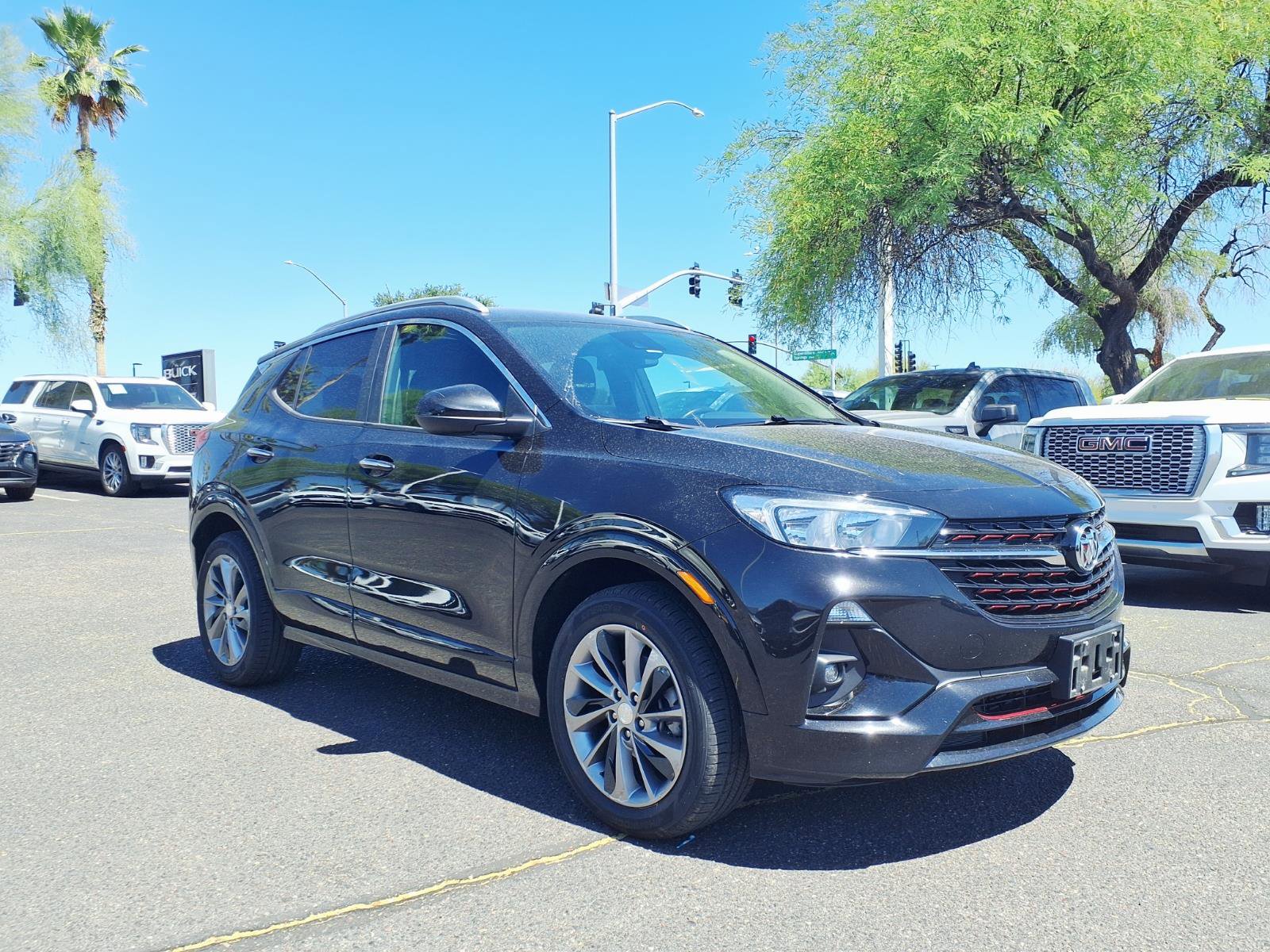 Used 2022 Buick Encore GX Select w/ Sport Touring Package AWD/4WD image 3