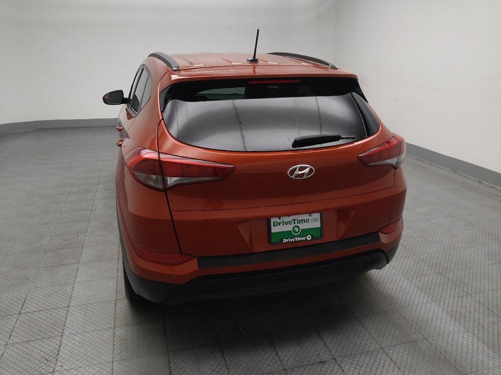 Used 2017 Hyundai Tucson SE w/ SE Popular Package 02 FWD image 6