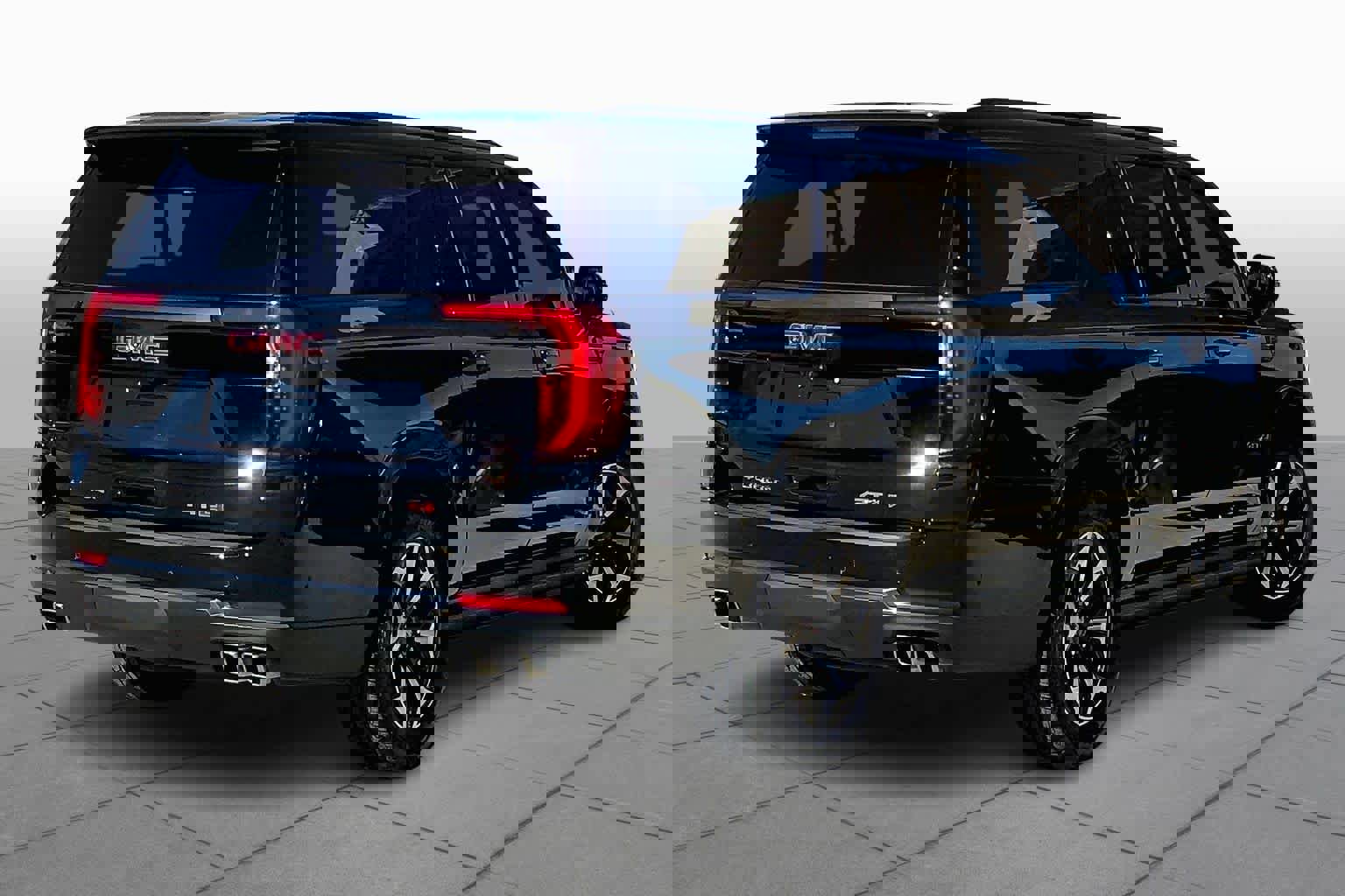 Used 2025 GMC Yukon XL AT4 w/ AT4 Premium Plus Package image 13