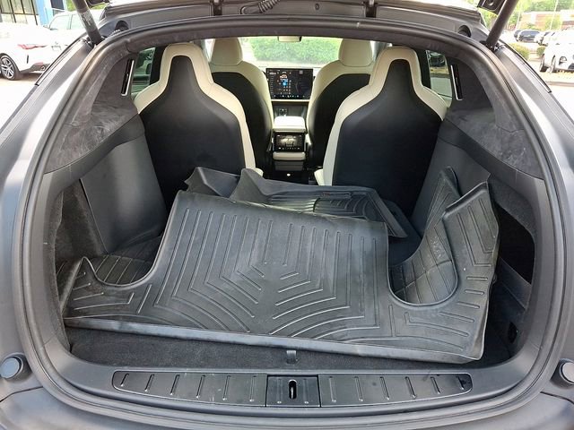 Used 2023 Tesla Model X image 30