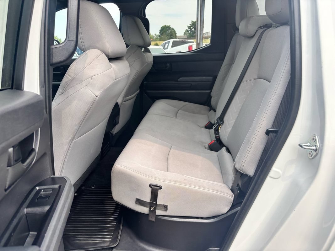 Used 2024 Toyota Tacoma SR5 AWD/4WD image 13
