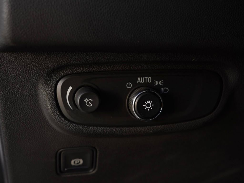 Used 2020 GMC Terrain SLE image 14