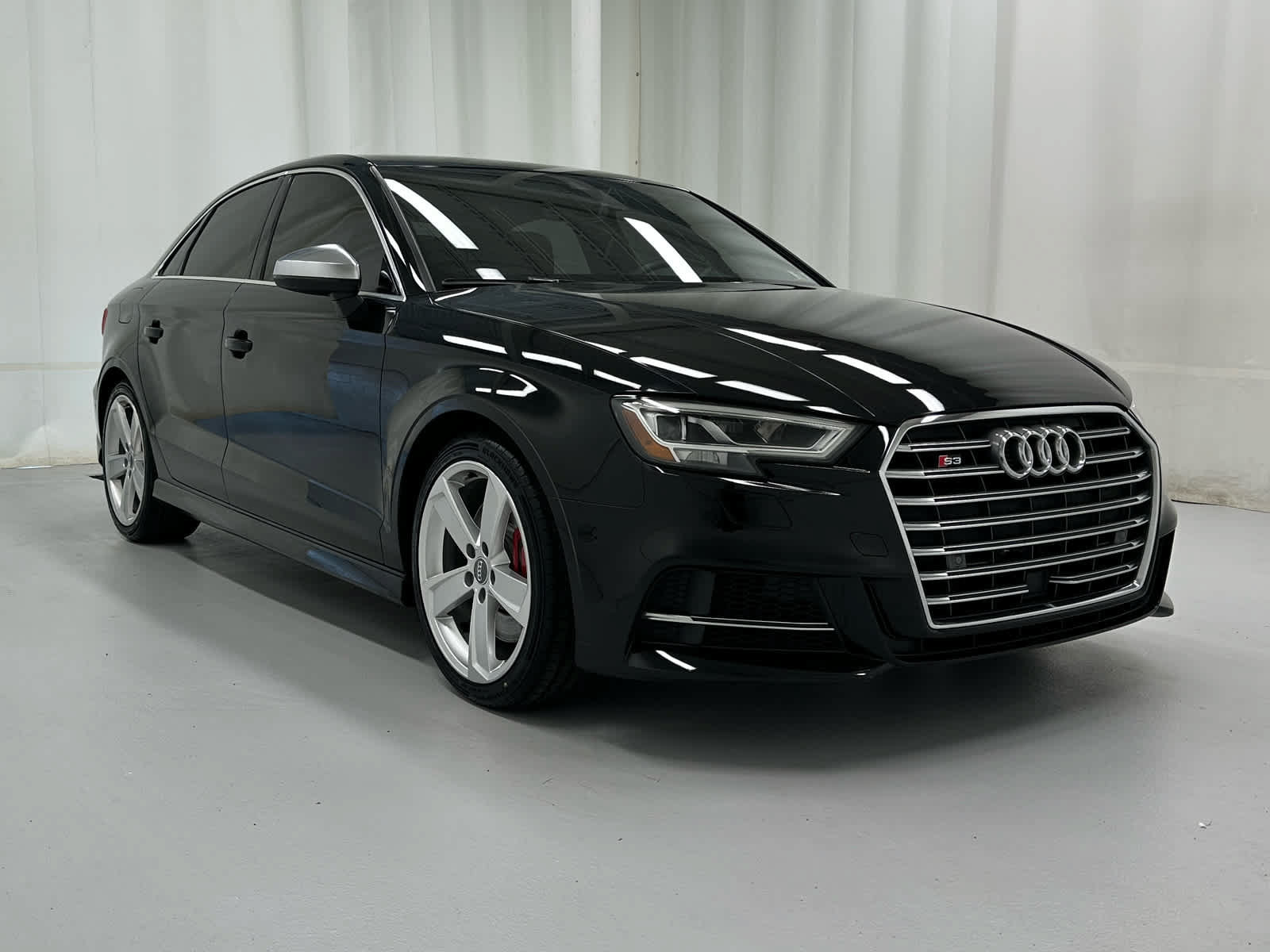 Used 2020 Audi S3 Premium Plus w/ Premium Plus Package AWD/4WD image 2