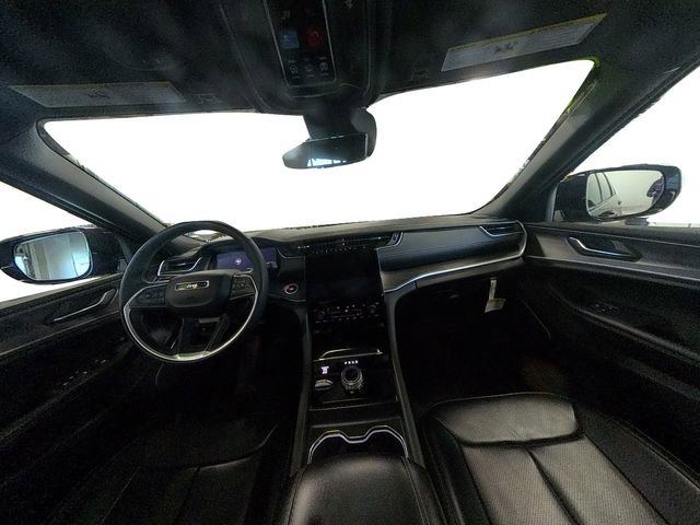 Used 2024 Jeep Grand Cherokee L Limited w/ Luxury Tech Group II image 35