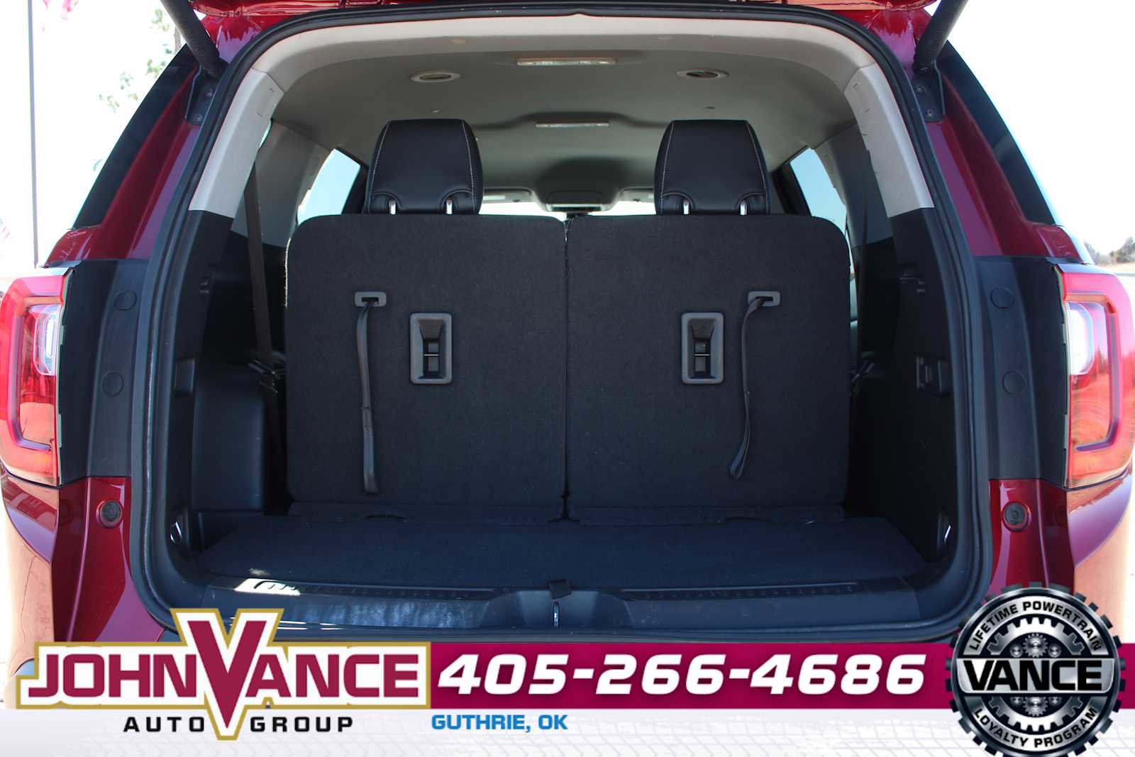 Used 2020 GMC Acadia SLT w/ Driver Alert Package II image 9