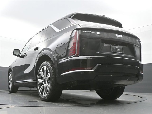 New 2025 Cadillac Escalade IQ Luxury 2 image 51