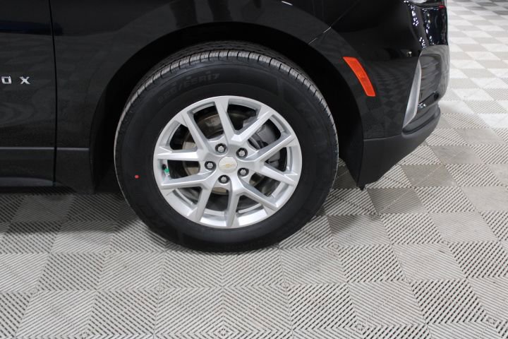 Used 2024 Chevrolet Equinox LT image 43