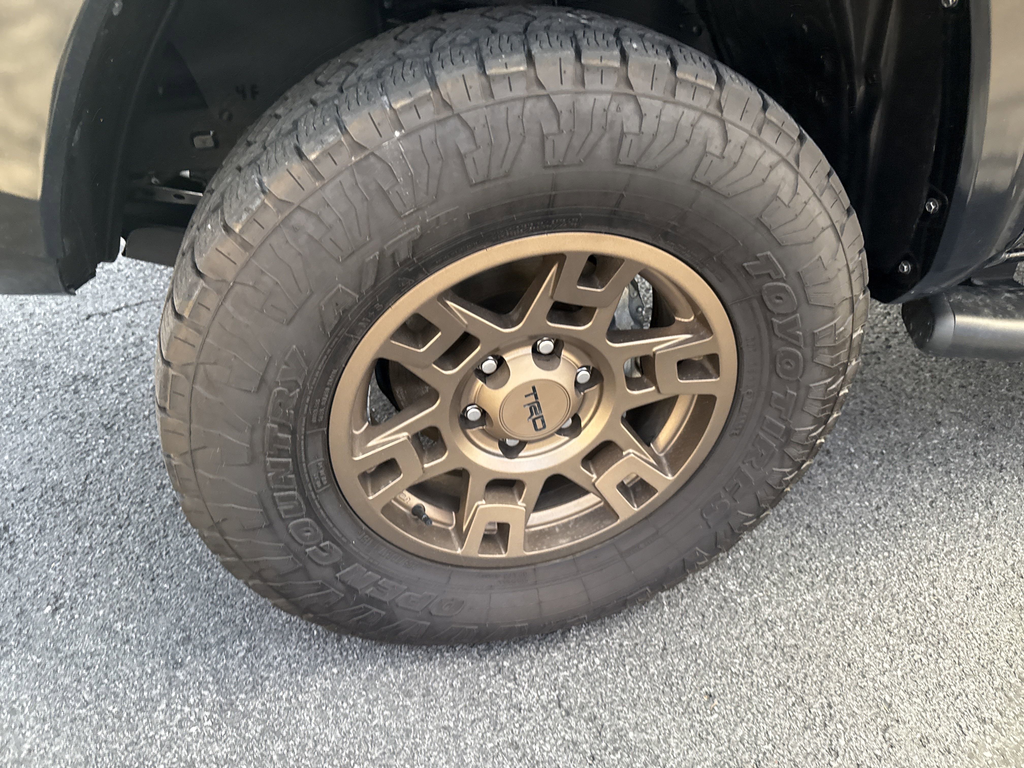 Used 2023 Toyota Tacoma TRD Sport image 5