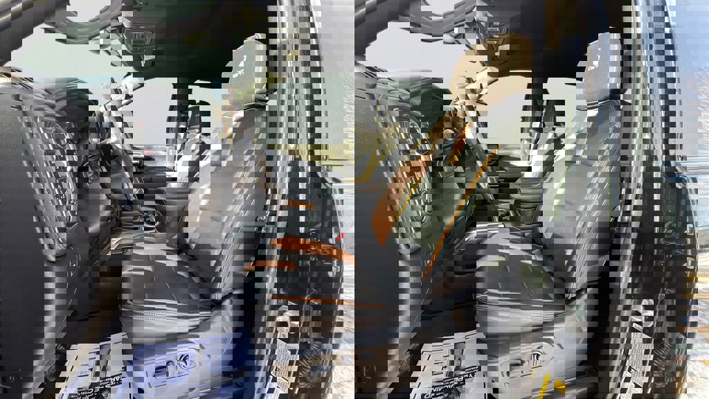 Used 2022 Chevrolet Silverado 2500 LTZ w/ Carhartt Edition image 15