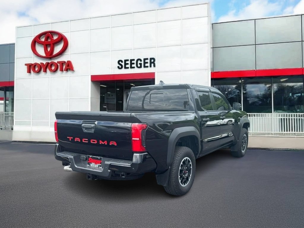 Used 2024 Toyota Tacoma TRD Off-Road w/ TRD Off Road Premium Package AWD/4WD image 3