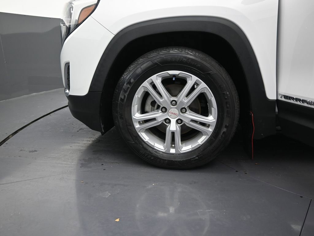 Used 2021 GMC Terrain SLE image 10