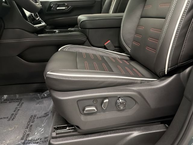 New 2026 GMC Yukon XL AT4 Ultimate w/ LPO, Illumination Package image 25