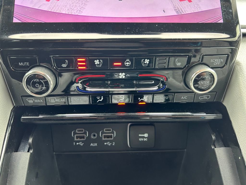 Certified 2023 Jeep Grand Cherokee Overland image 14