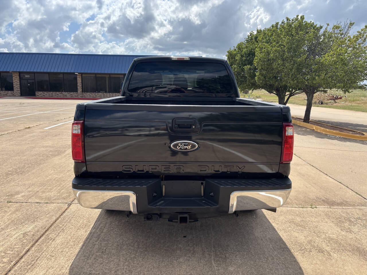 Used 2013 Ford F250 XLT w/ XLT Interior Pkg AWD/4WD image 8